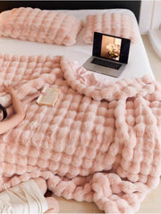 1pc Soft And Comfortable Plush Bed Blanket